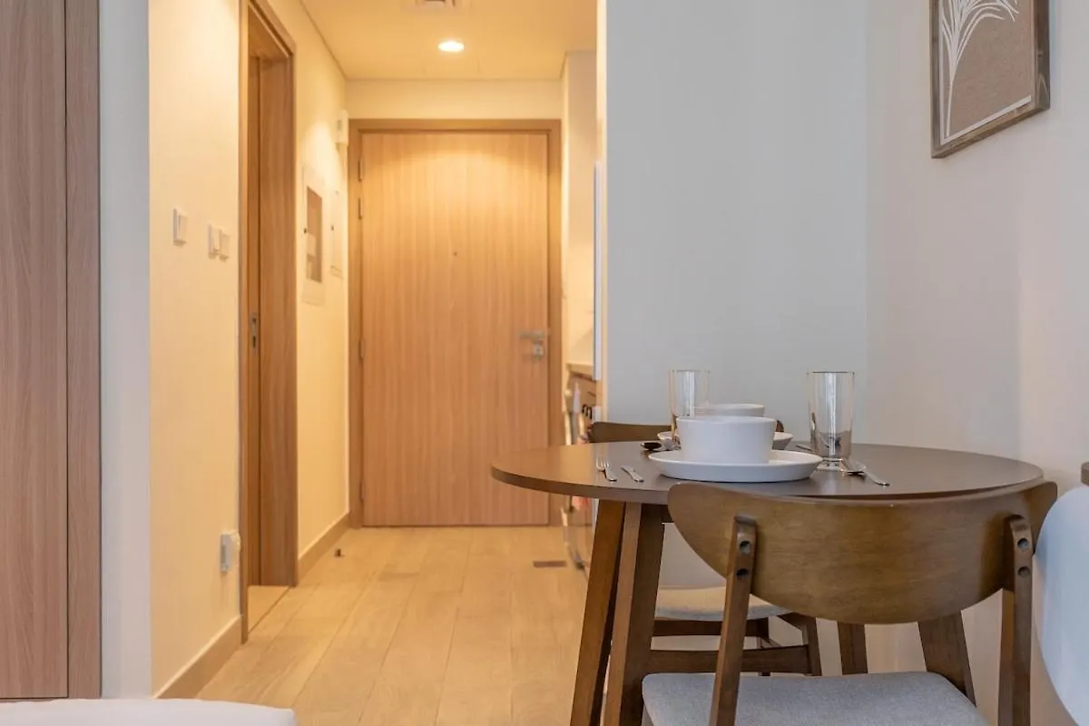 Immaculate Studio Great For 2 In Meydan Dubai